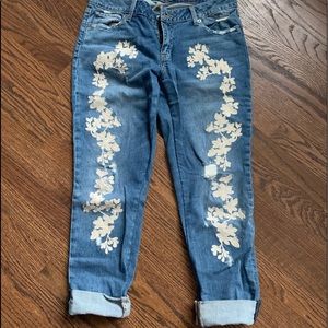 Lucky brand embroidered  jeans